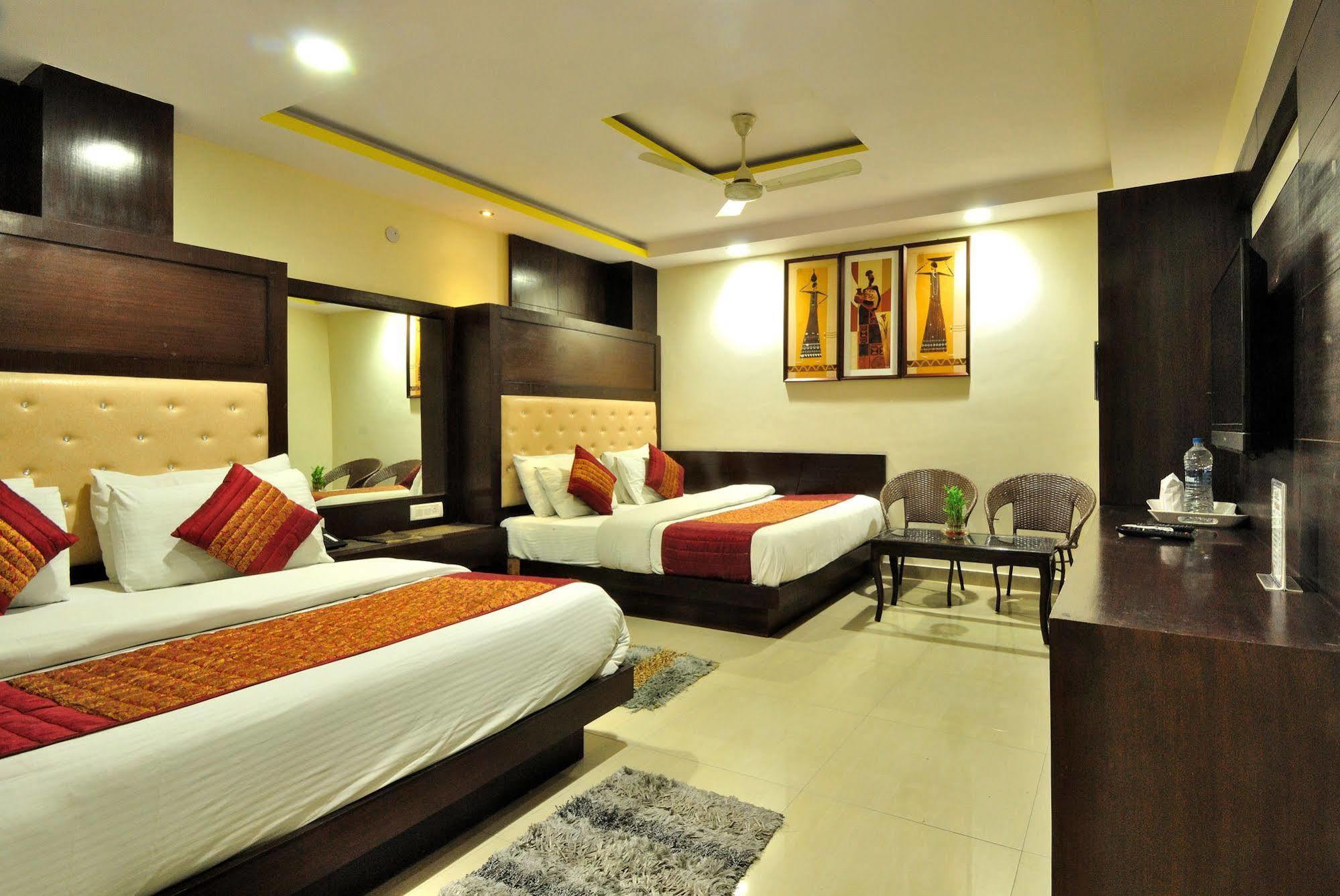 Hotel Shelton 3*