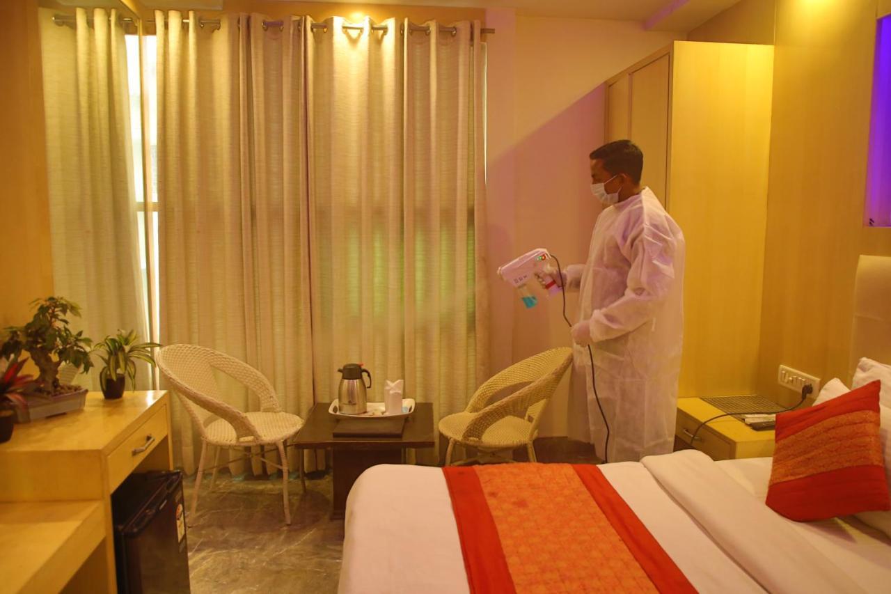 Shelton Hotel 3*