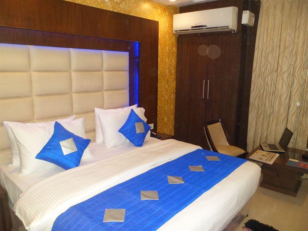 Hotel Shelton 3*