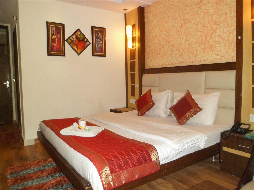 Shelton Hotel