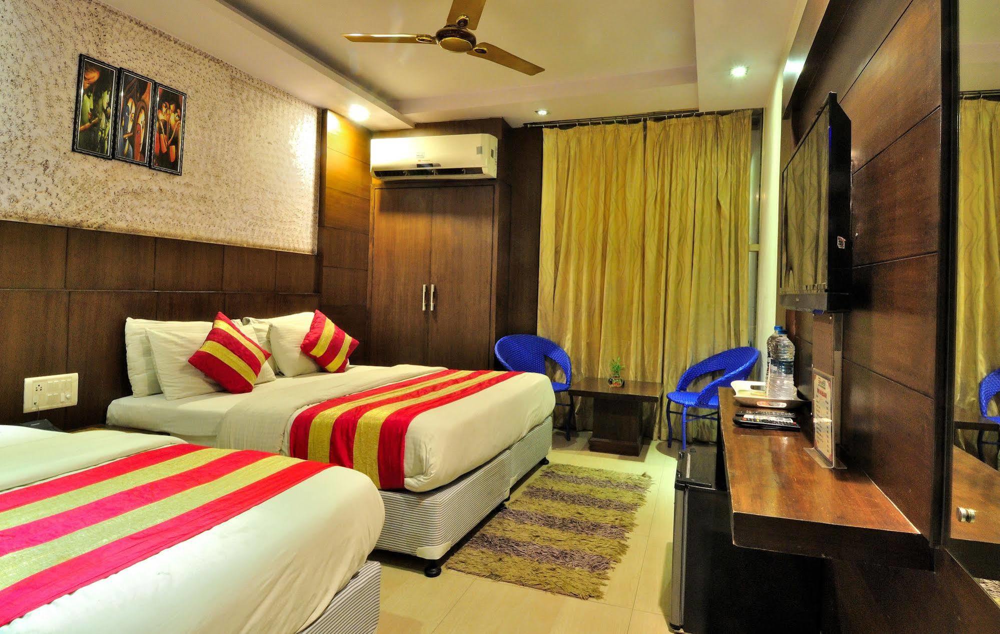 Hotel Shelton 3*