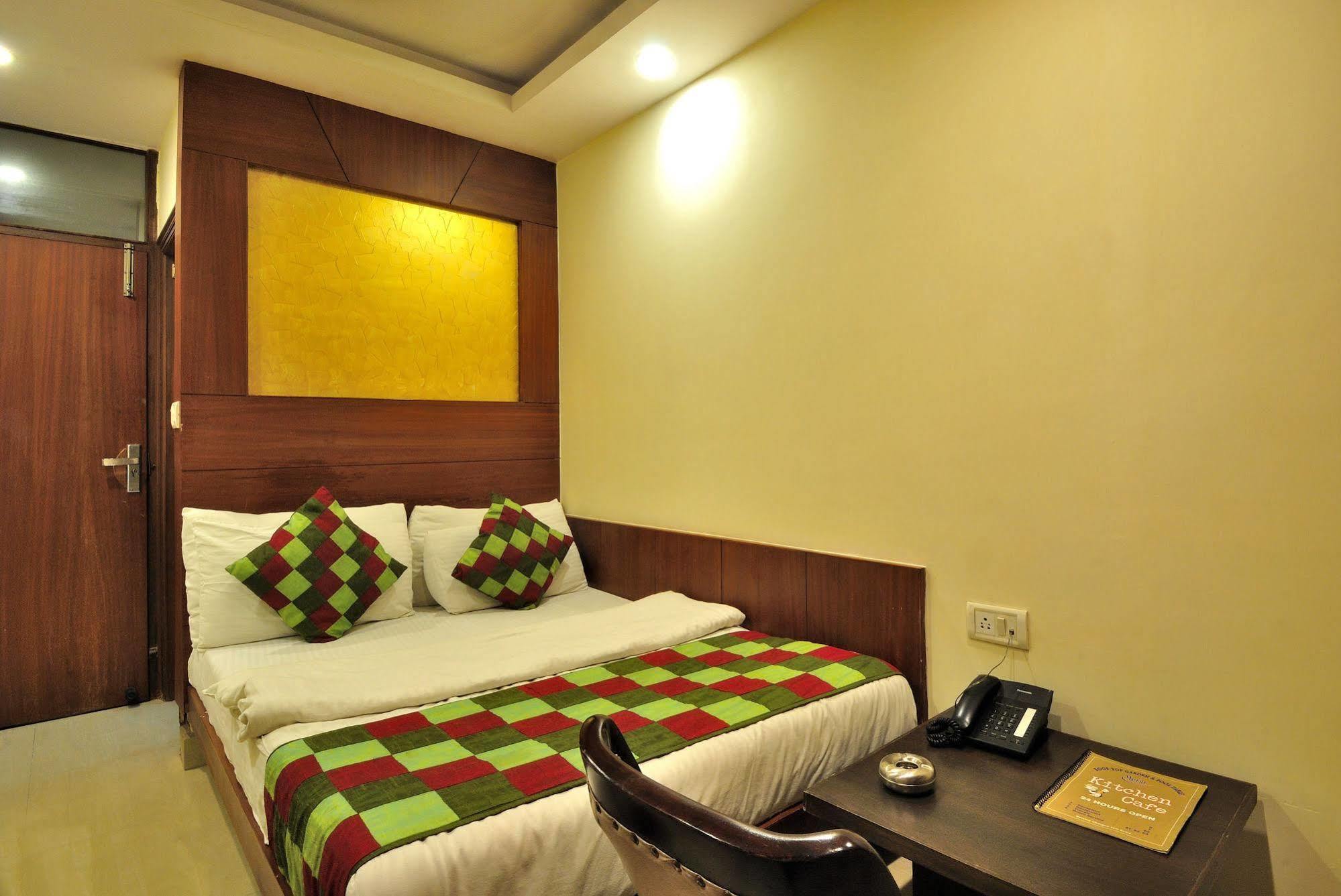 Shelton Hotel New Delhi